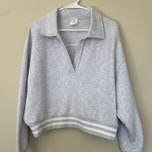 Offline by Aerie Light Gray V-Neck Collared Sweatshirt